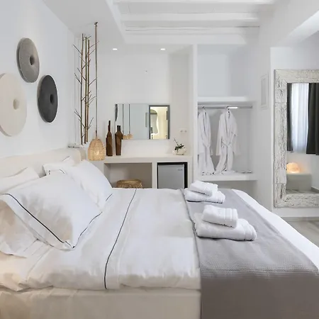 Iliada 4* Naxos City